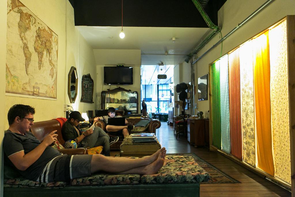 Pars Tailor'S Hostel บาร์เซโลนา ภายนอก รูปภาพ