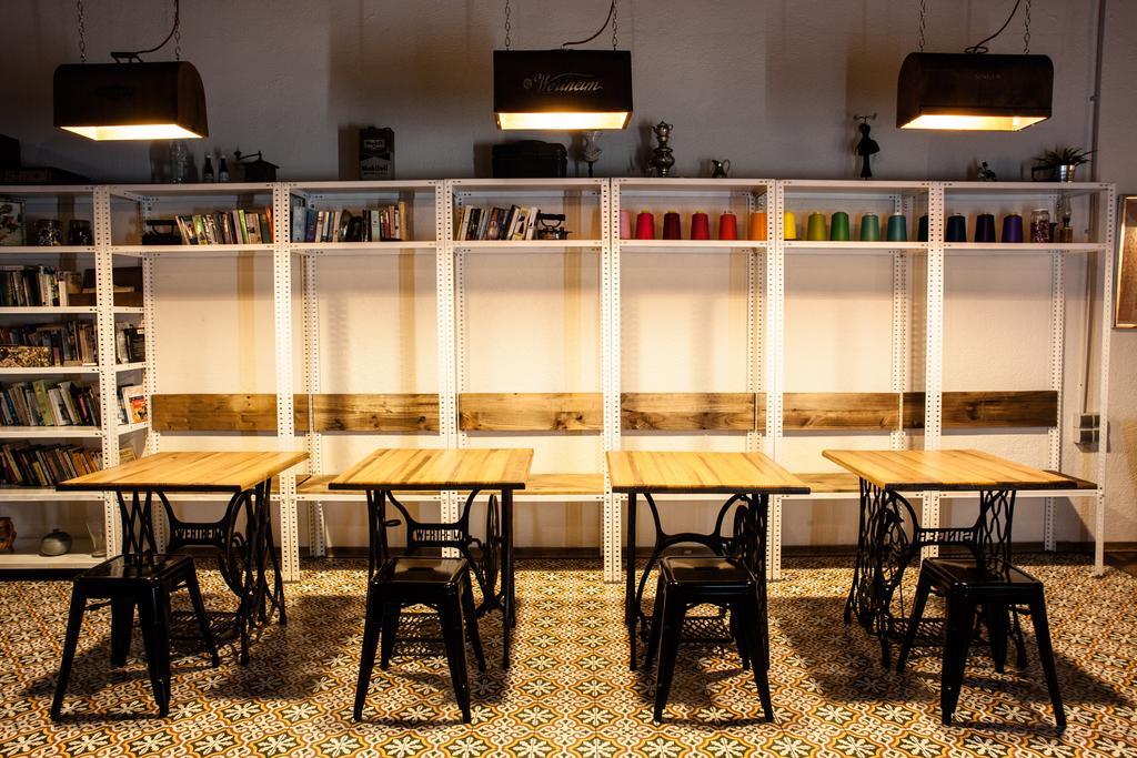 Pars Tailor'S Hostel บาร์เซโลนา ภายนอก รูปภาพ