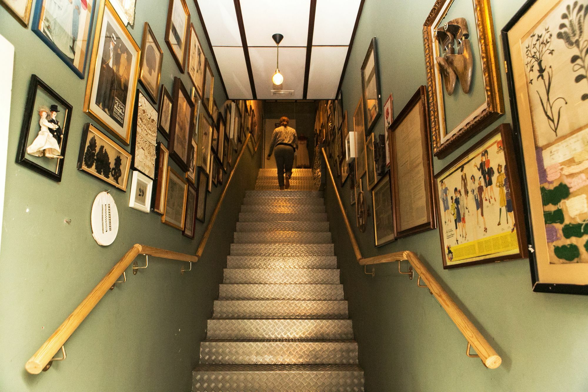 Pars Tailor'S Hostel บาร์เซโลนา ภายนอก รูปภาพ